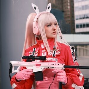 Meet your Posher, Brooke